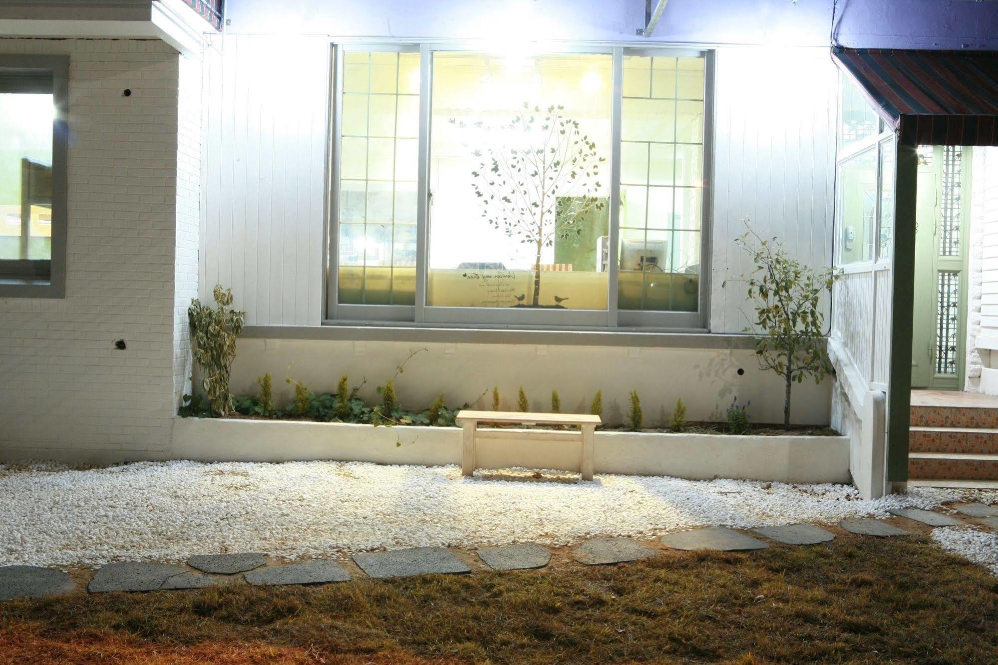 Guesthouse Mate Ciudad Metropolitana de Ciudad Metropolitana de Busan Exterior foto